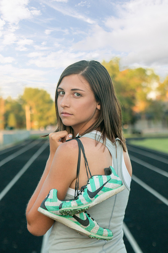 Ashley-SeniorTrack 042-171a